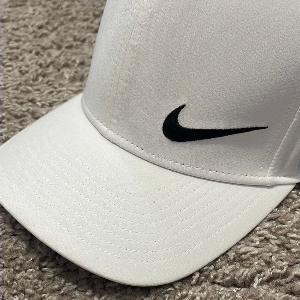 NWOT Nike Classic White Cap - Picture 3 of 8